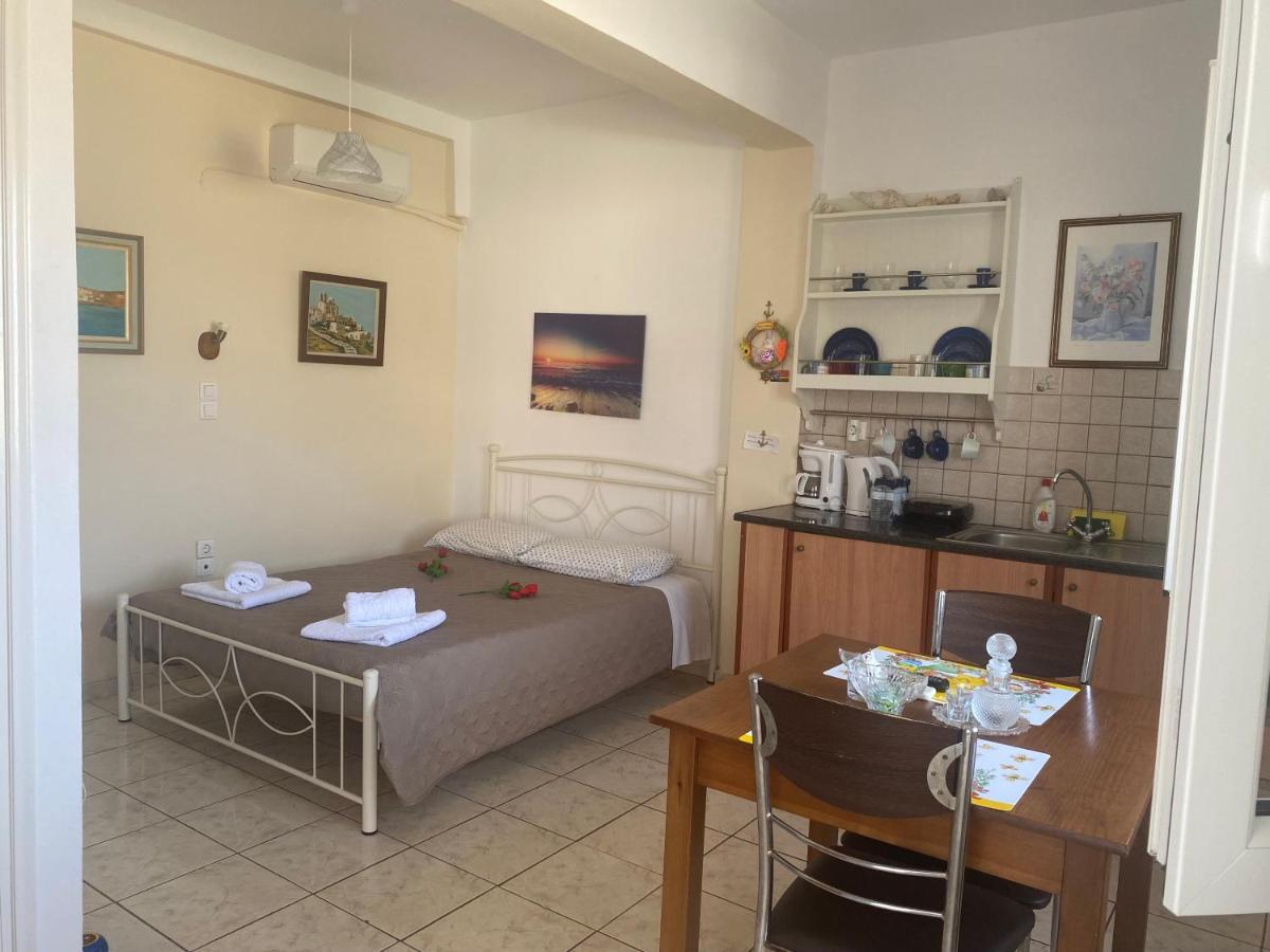Lorentzia Room Batsi  Luaran gambar