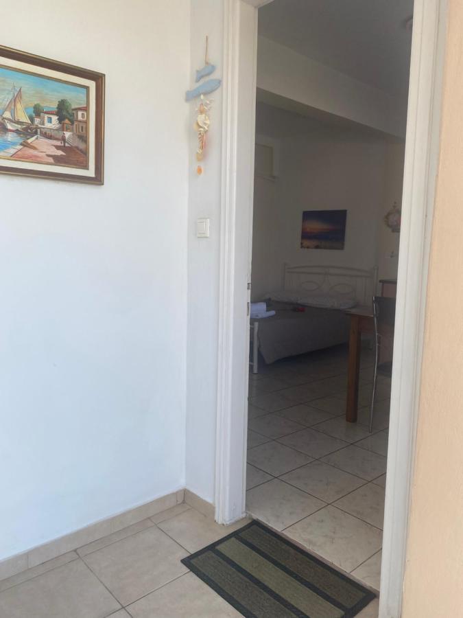 Lorentzia Room Batsi  Luaran gambar